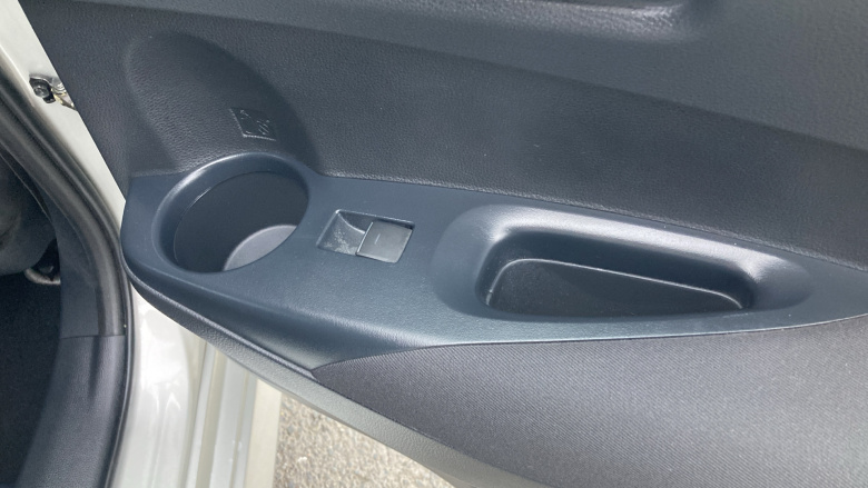 Toyota Corolla 1.8 VVT-i Hybrid Icon Tech 5dr CVT Hybrid Hatchback